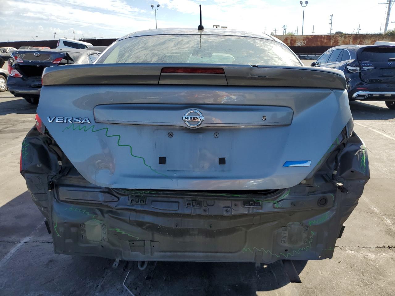 2016 Nissan Versa S VIN: 3N1CN7AP4GL821475 Lot: 86114395