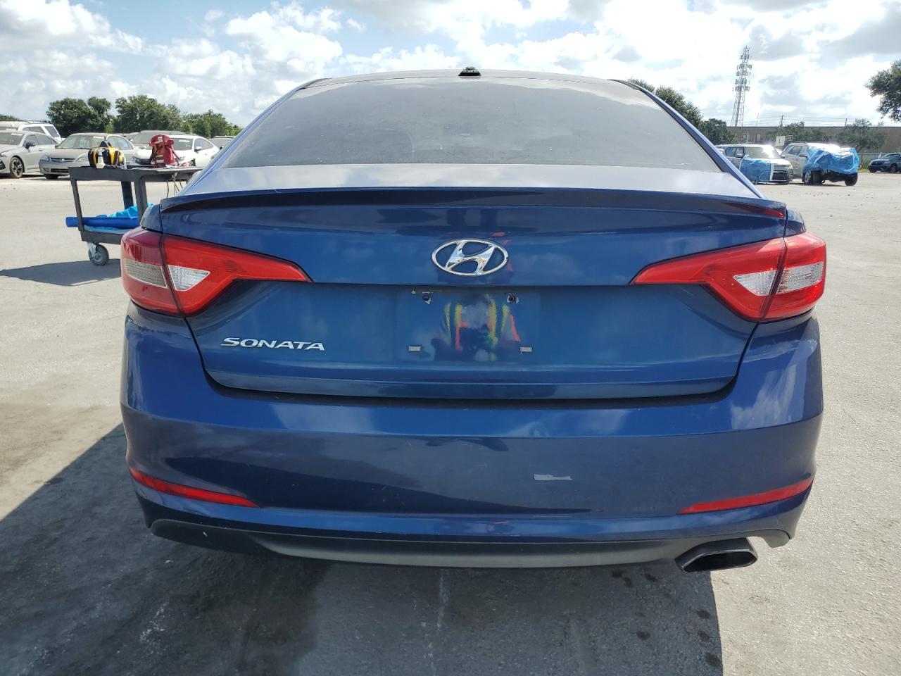 2015 Hyundai Sonata Se VIN: 5NPE24AF2FH073800 Lot: 81933445