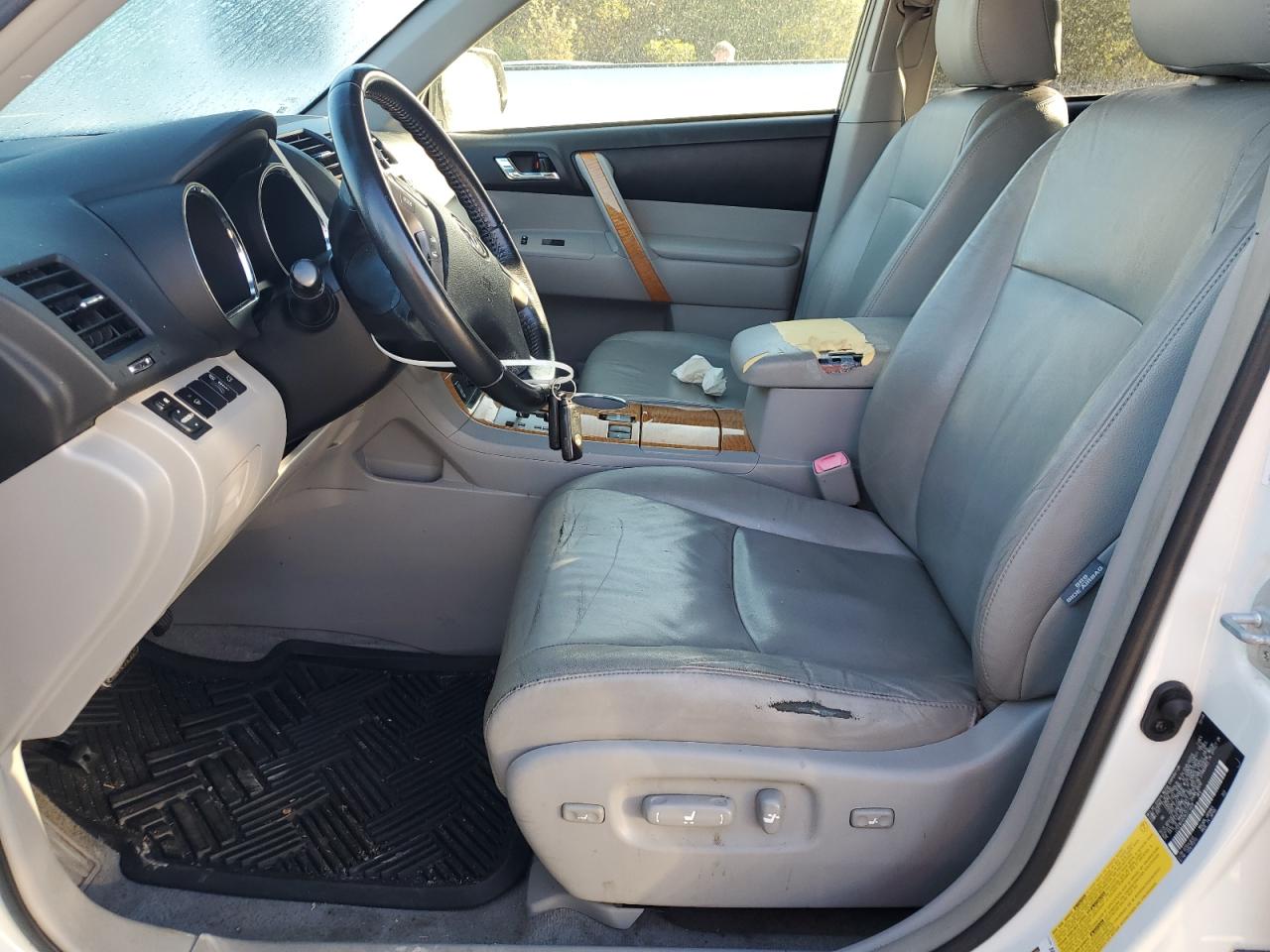 2008 Toyota Highlander Hybrid Limited VIN: JTEEW44A082016628 Lot: 84836595