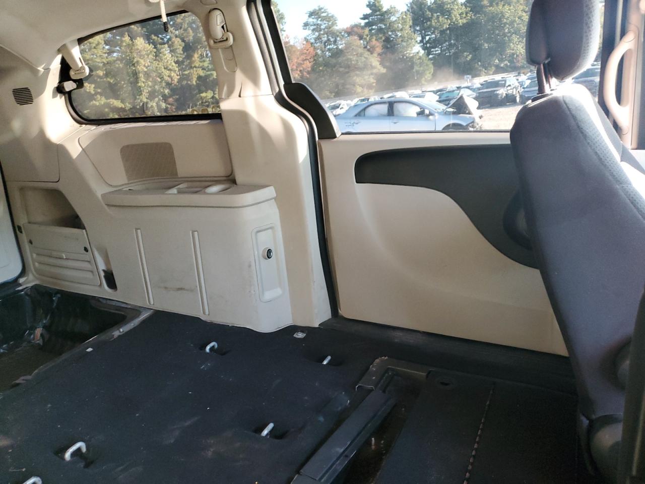 2012 Dodge Grand Caravan Sxt VIN: 2C4RDGCG2CR394687 Lot: 84749475