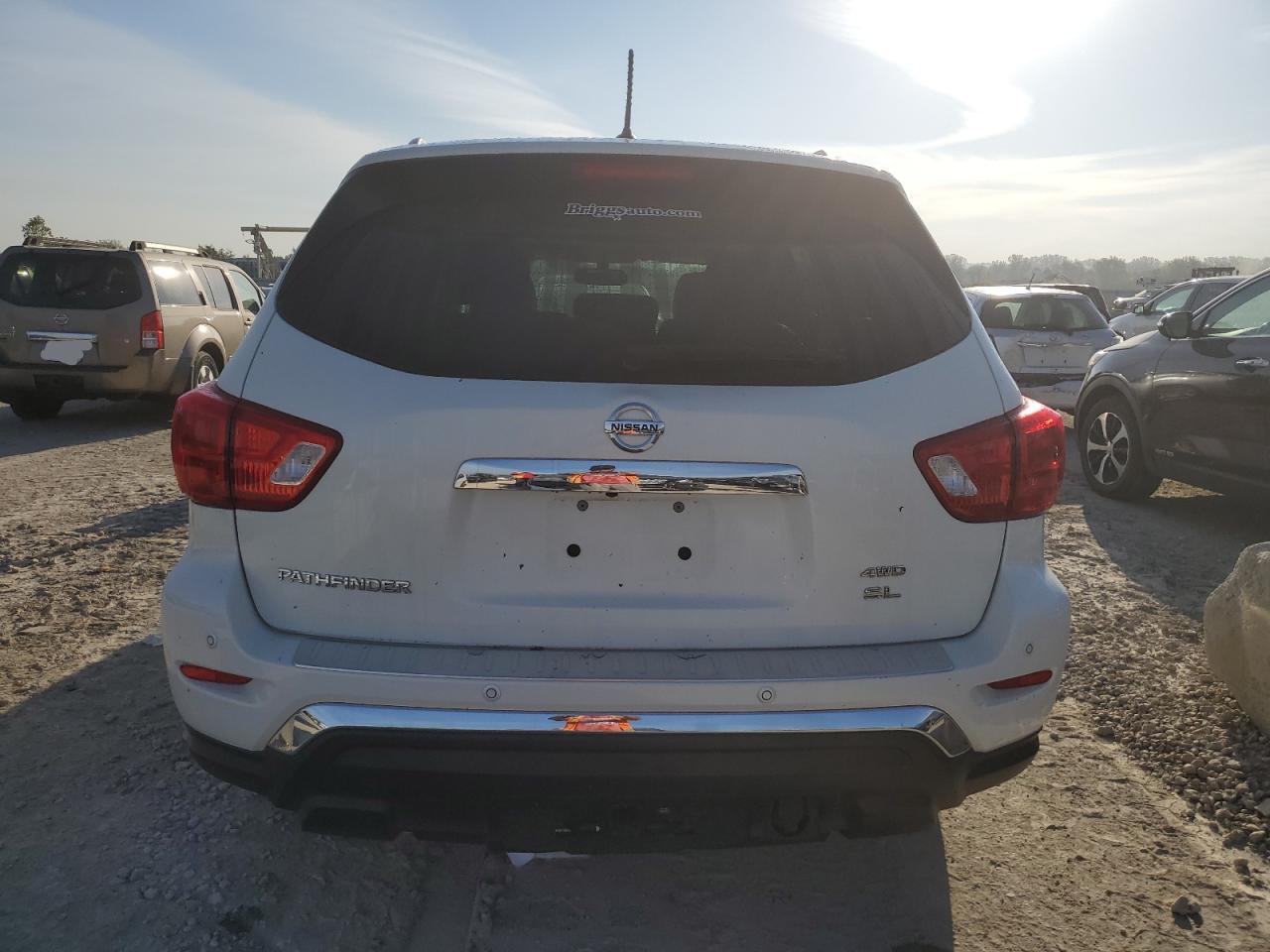 2017 Nissan Pathfinder S VIN: 5N1DR2MM0HC612429 Lot: 80786295