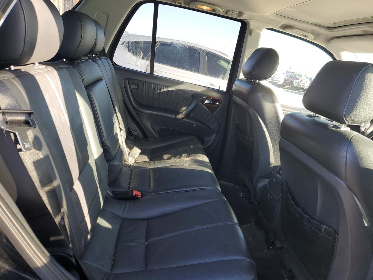 2001 Mercedes-Benz Ml 430 VIN: 4JGAB72E41A262921 Lot: 85002835