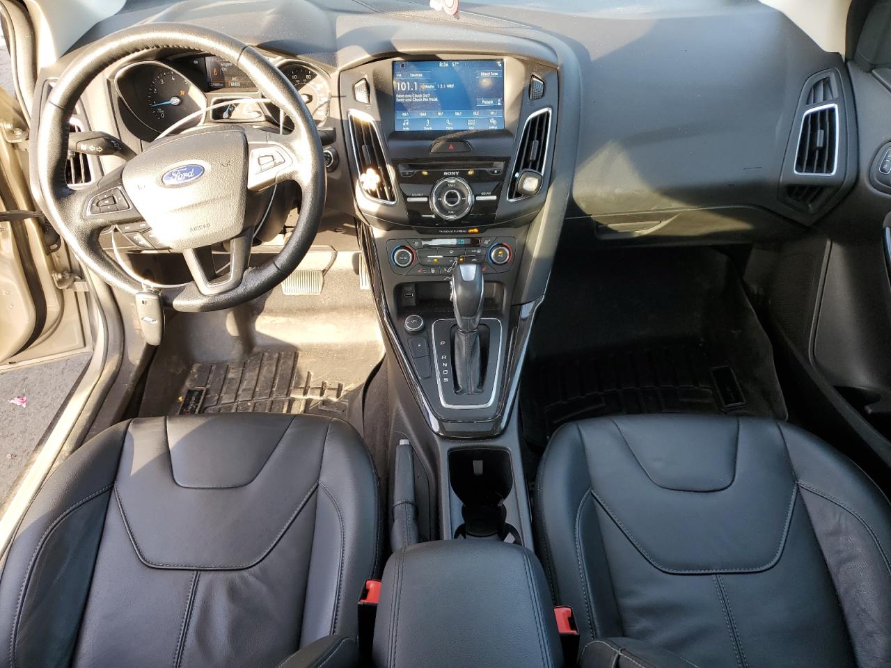 2017 Ford Focus Titanium VIN: 1FADP3J24HL260352 Lot: 84356405