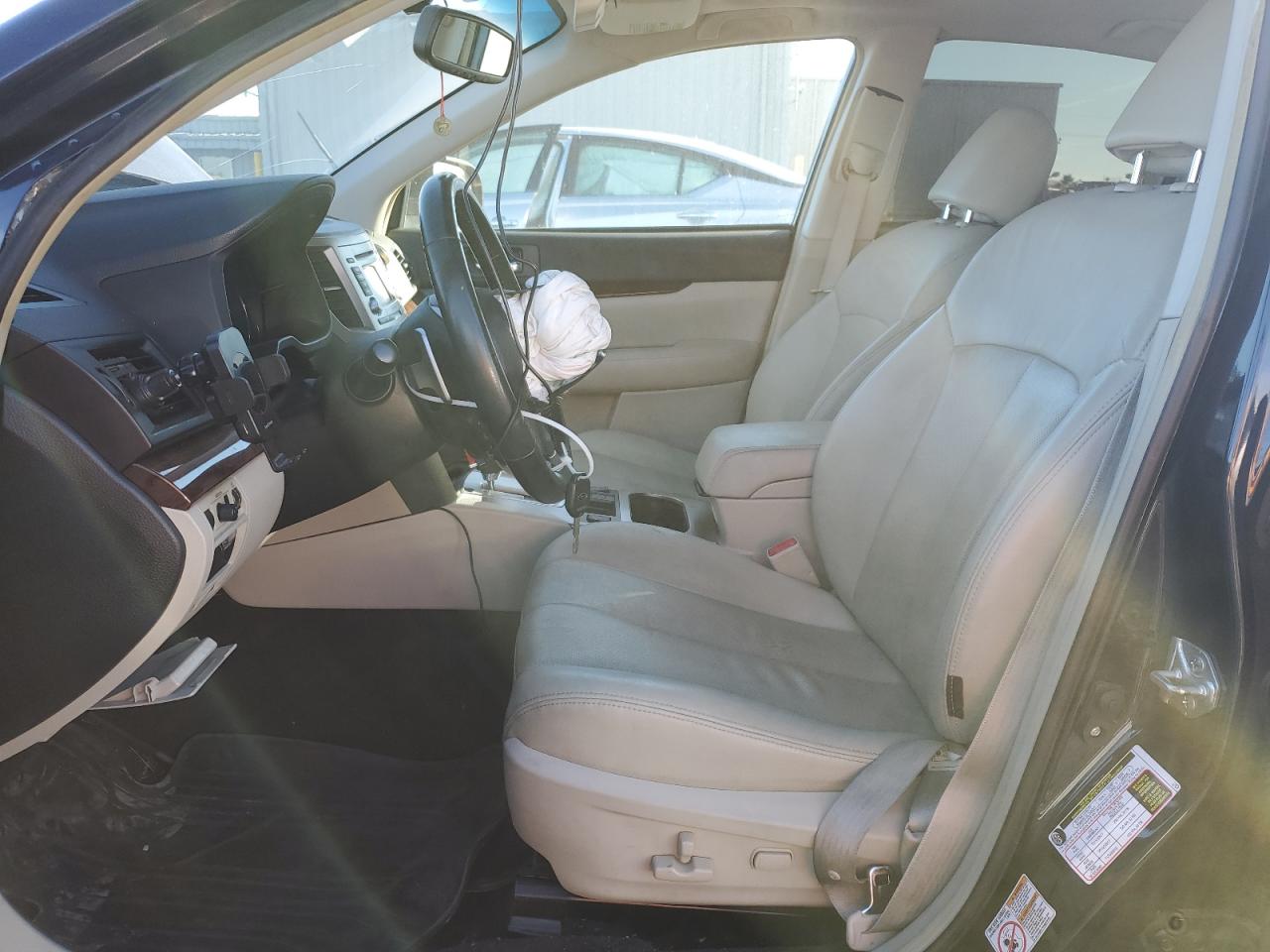 2013 Subaru Legacy 2.5I Limited VIN: 4S3BMBK65D3010246 Lot: 82768565