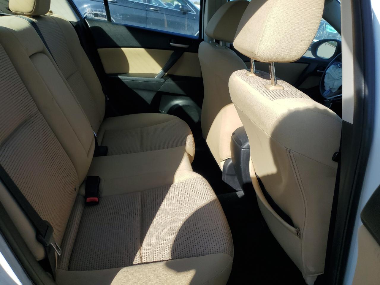 2012 Mazda 3 I VIN: JM1BL1V72C1608547 Lot: 82426095