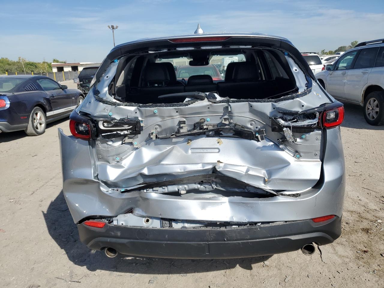 2022 Mazda Cx-5 Preferred VIN: JM3KFBCM2N1547846 Lot: 82007735