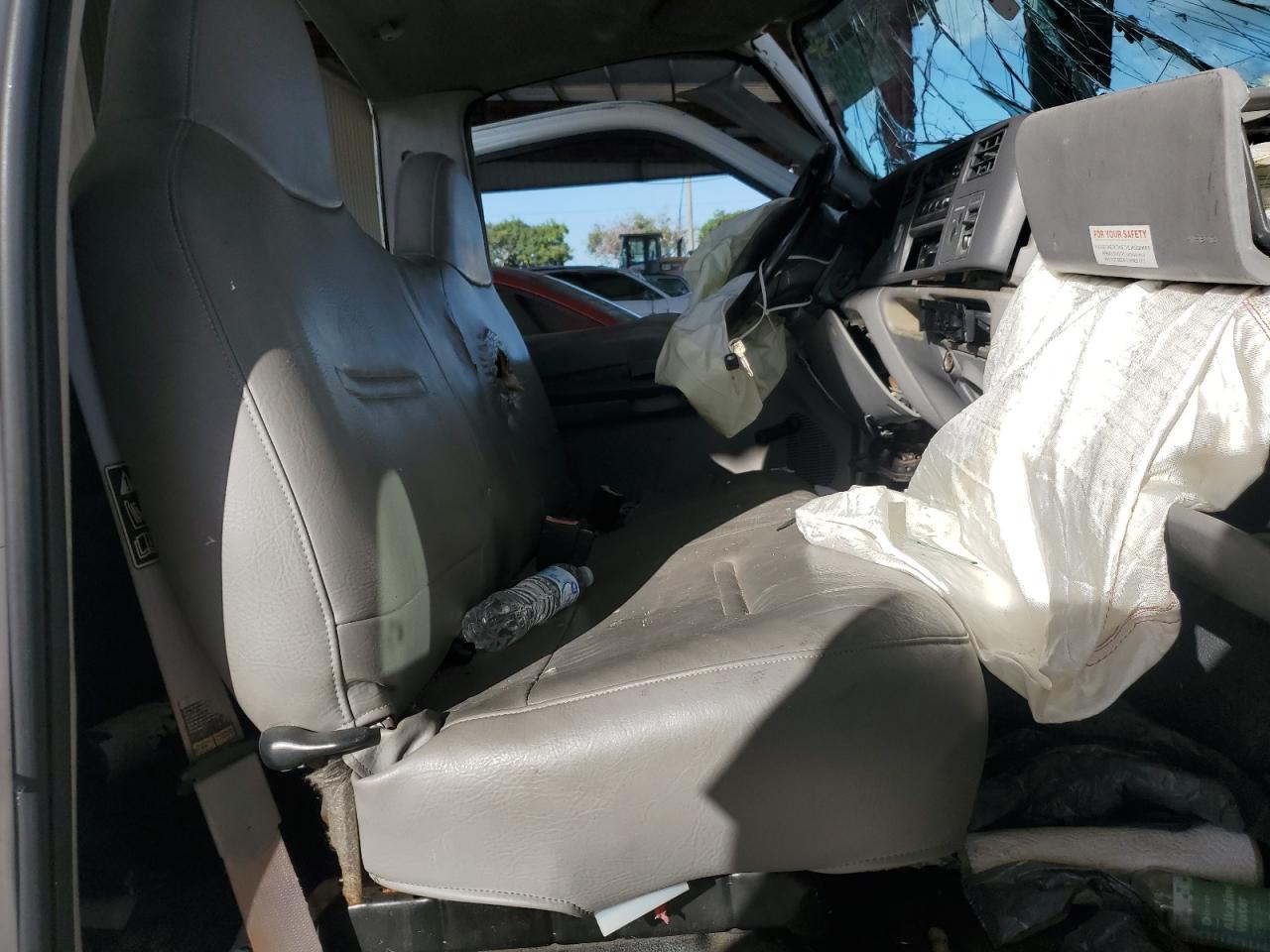 2001 Ford F250 Super Duty VIN: 1FTNF20L81ED33125 Lot: 89649325