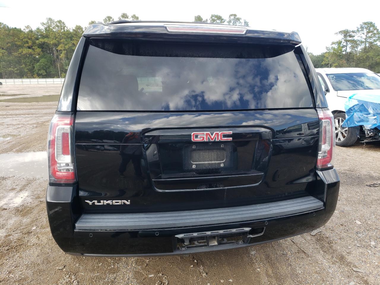 2018 GMC Yukon Slt VIN: 1GKS1BKC8JR297609 Lot: 82254115