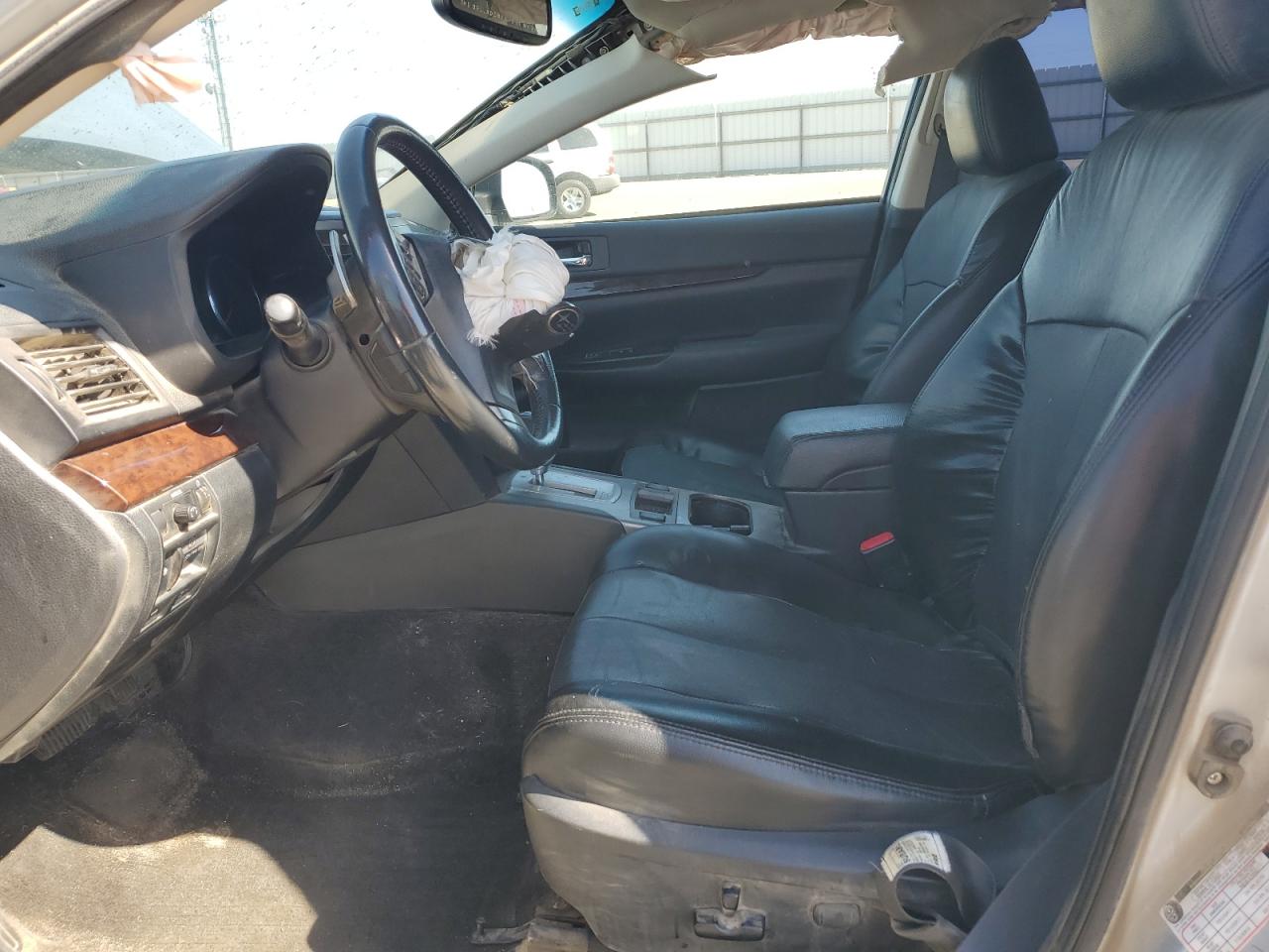 2014 Subaru Legacy 2.5I Limited VIN: 4S3BMBL65E3030285 Lot: 86285565