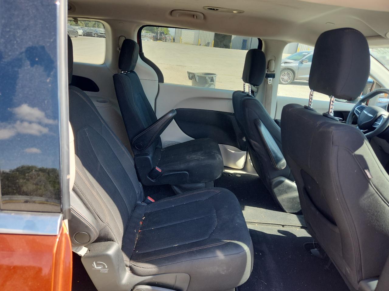 2018 Chrysler Pacifica Lx VIN: 2C4RC1CG2JR157016 Lot: 85005745