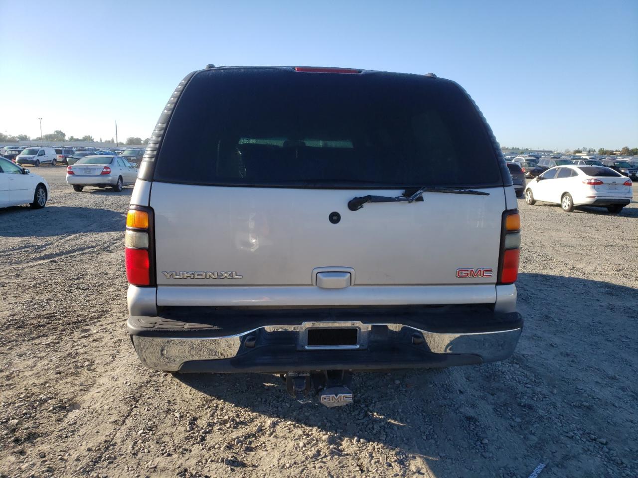 2004 GMC Yukon Xl K1500 VIN: 3GKFK16TX4G265218 Lot: 82390495