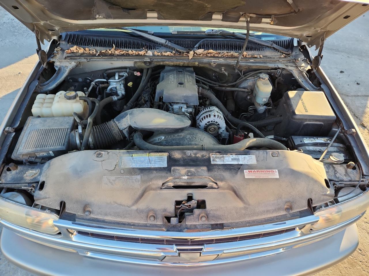 2000 Chevrolet Tahoe C1500 VIN: 1GNEC13T6YJ116938 Lot: 89512665