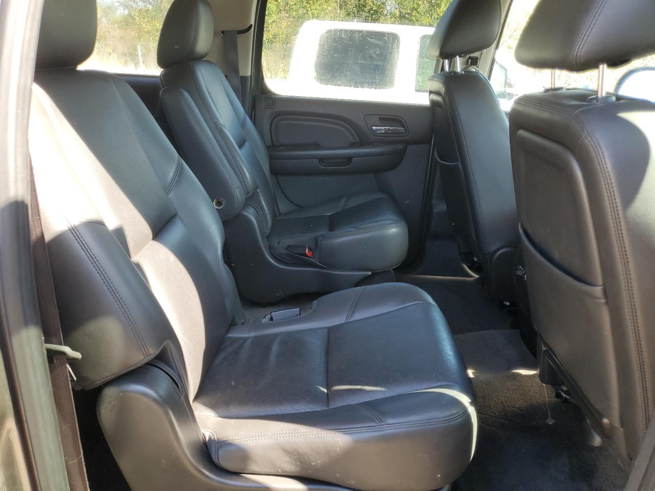 2012 GMC Yukon Xl Denali VIN: 1GKS2MEF6CR138038 Lot: 82149845