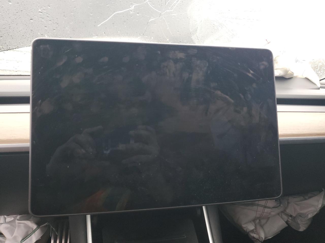 2019 Tesla Model 3 VIN: 5YJ3E1EA8KF306213 Lot: 90433095