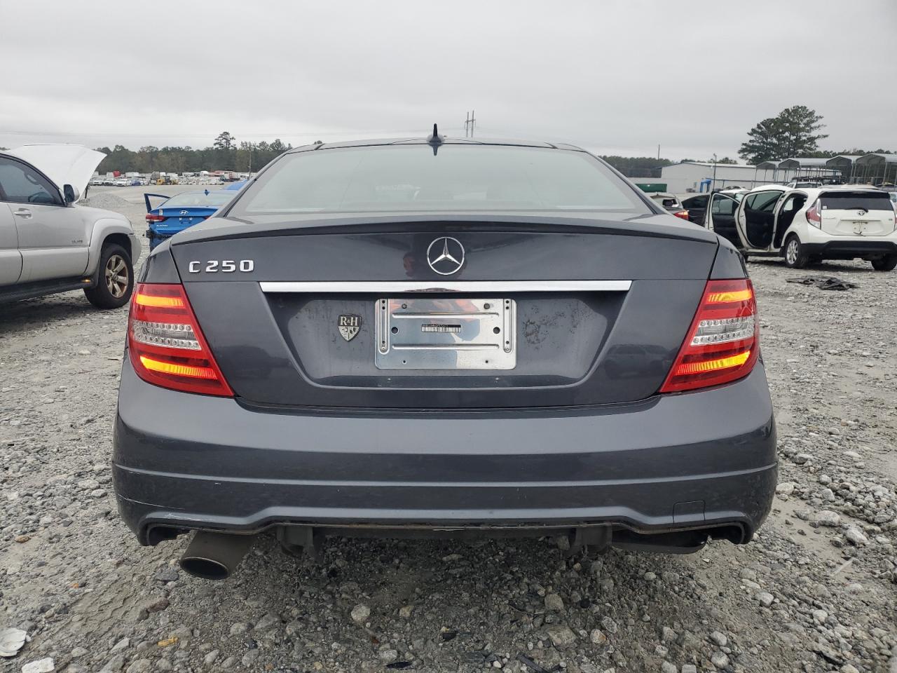 2013 Mercedes-Benz C 250 VIN: WDDGJ4HB6DF972977 Lot: 85396125