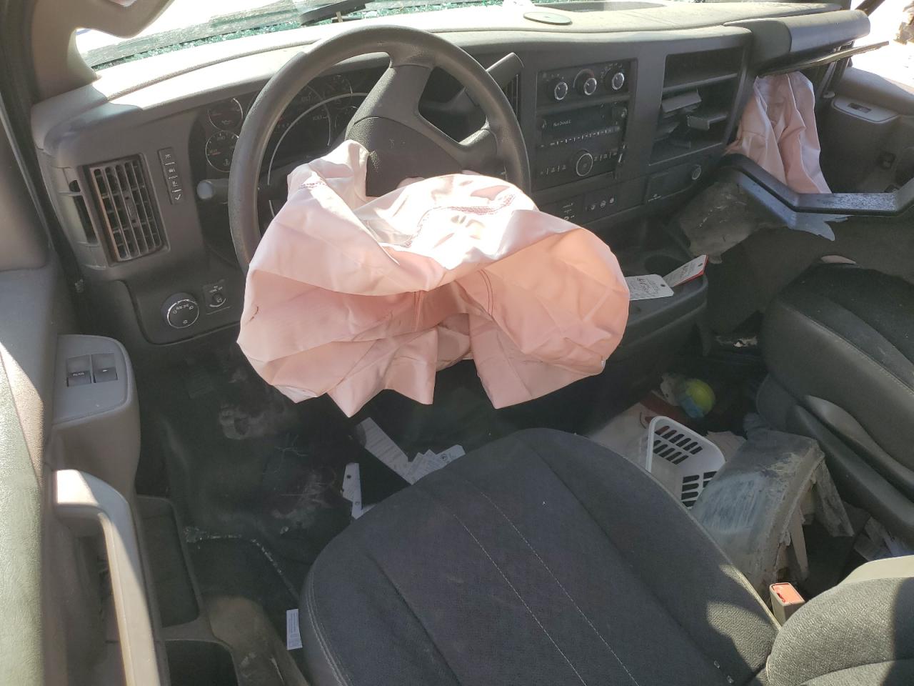 2019 GMC Savana G2500 VIN: 1GTW7AFG3K1304422 Lot: 89730395