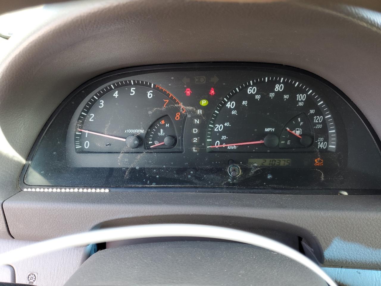 2003 Toyota Camry Le VIN: 4T1BE32K13U747870 Lot: 86464215