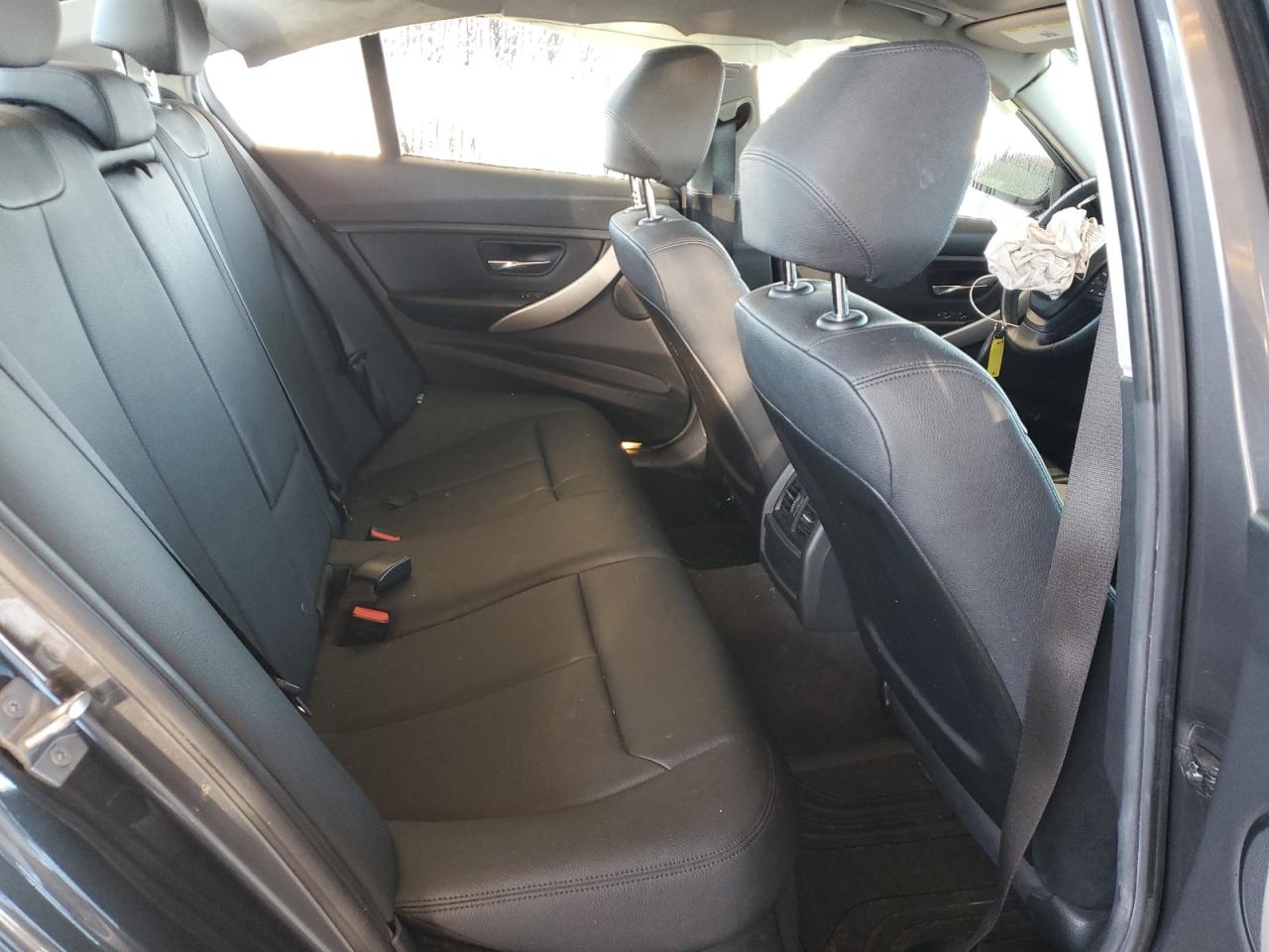 2017 BMW 320 Xi VIN: WBA8E5G31HNU43996 Lot: 82583805