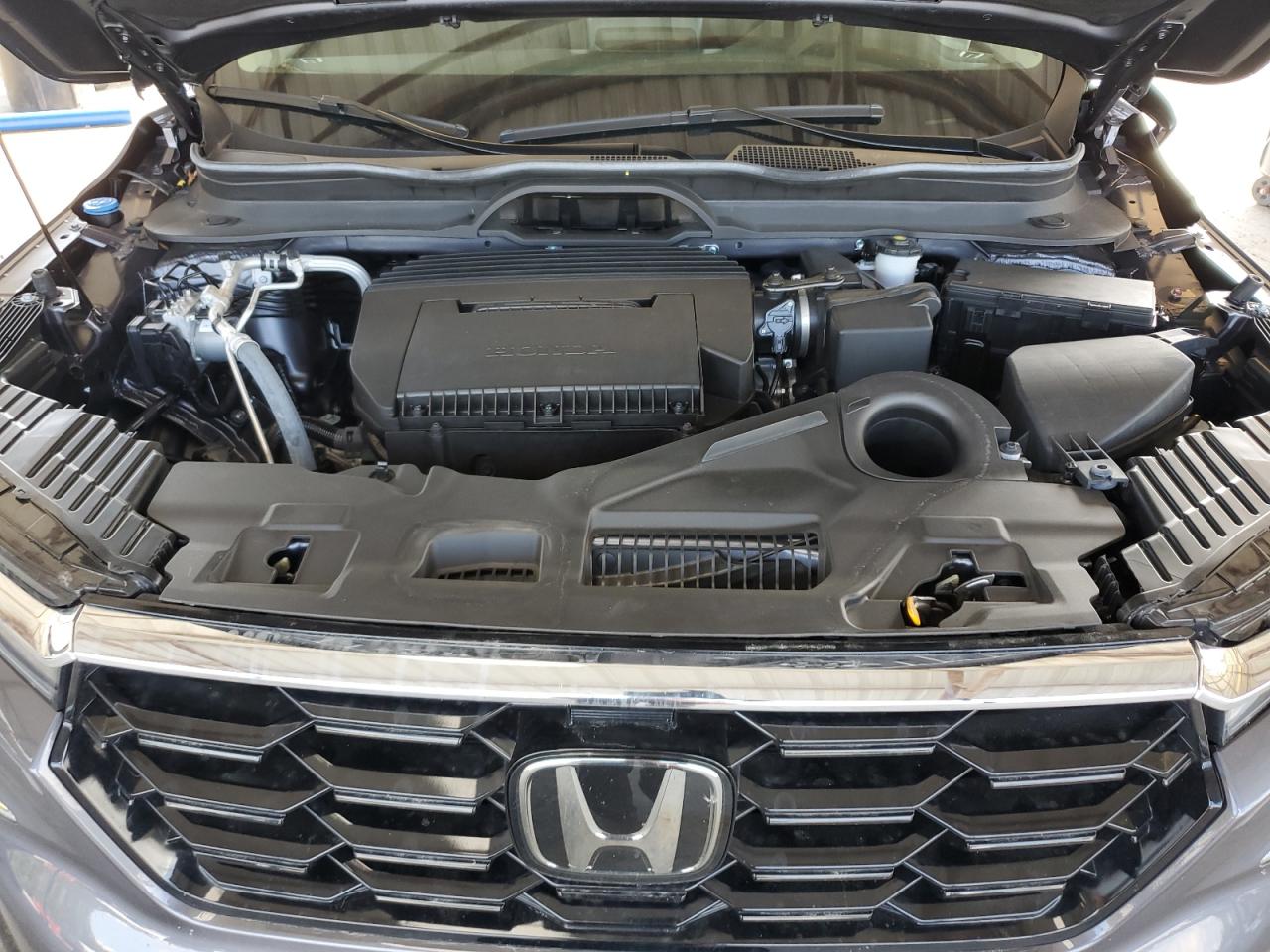 2023 Honda Pilot Touring VIN: 5FNYG2H75PB015309 Lot: 82300445