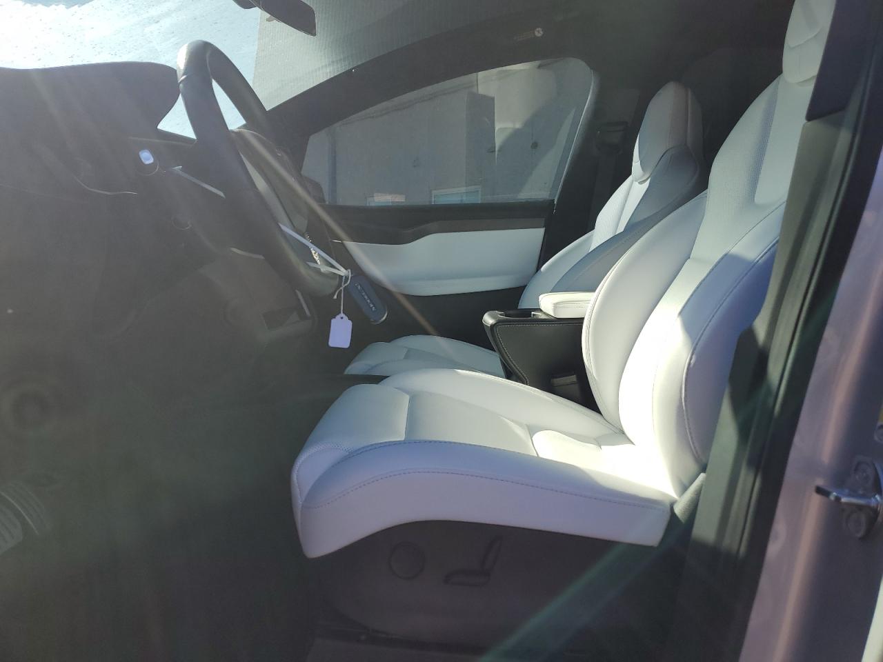 2018 Tesla Model X VIN: 5YJXCBE43JF126966 Lot: 85495395