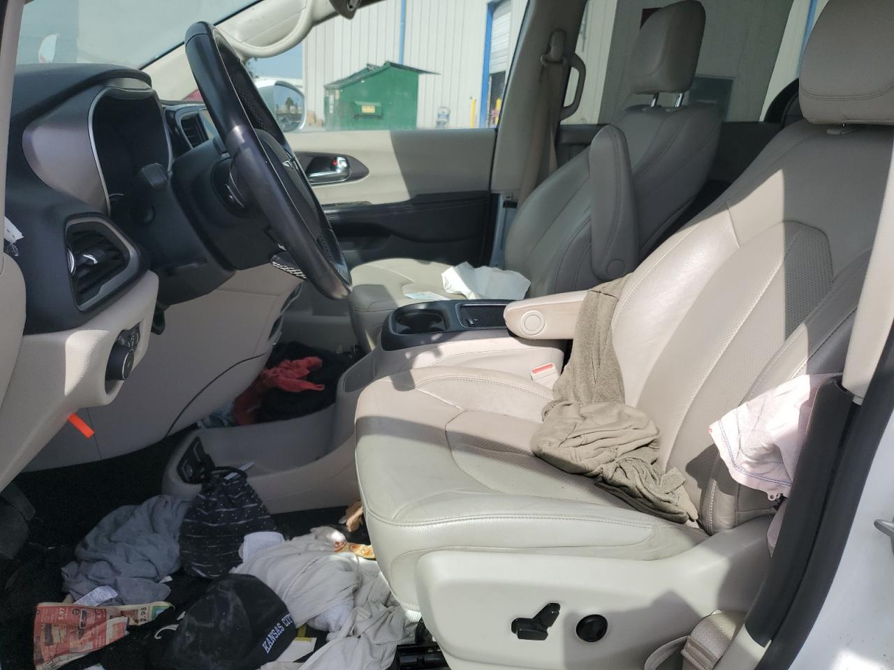 2021 Chrysler Pacifica Touring L VIN: 2C4RC1BG8MR575134 Lot: 82718295