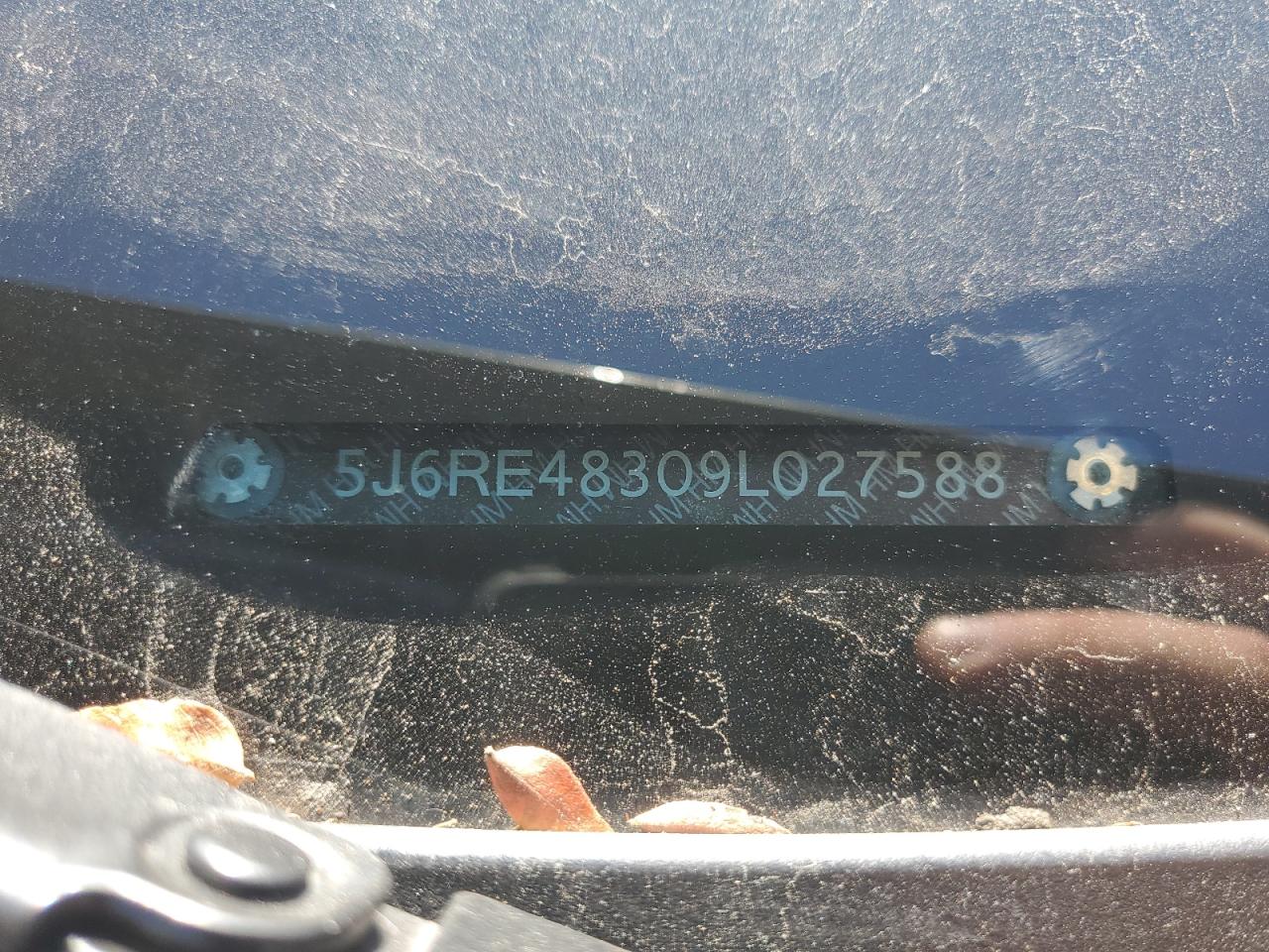 2009 Honda Cr-V Lx VIN: 5J6RE48309L027588 Lot: 84950365