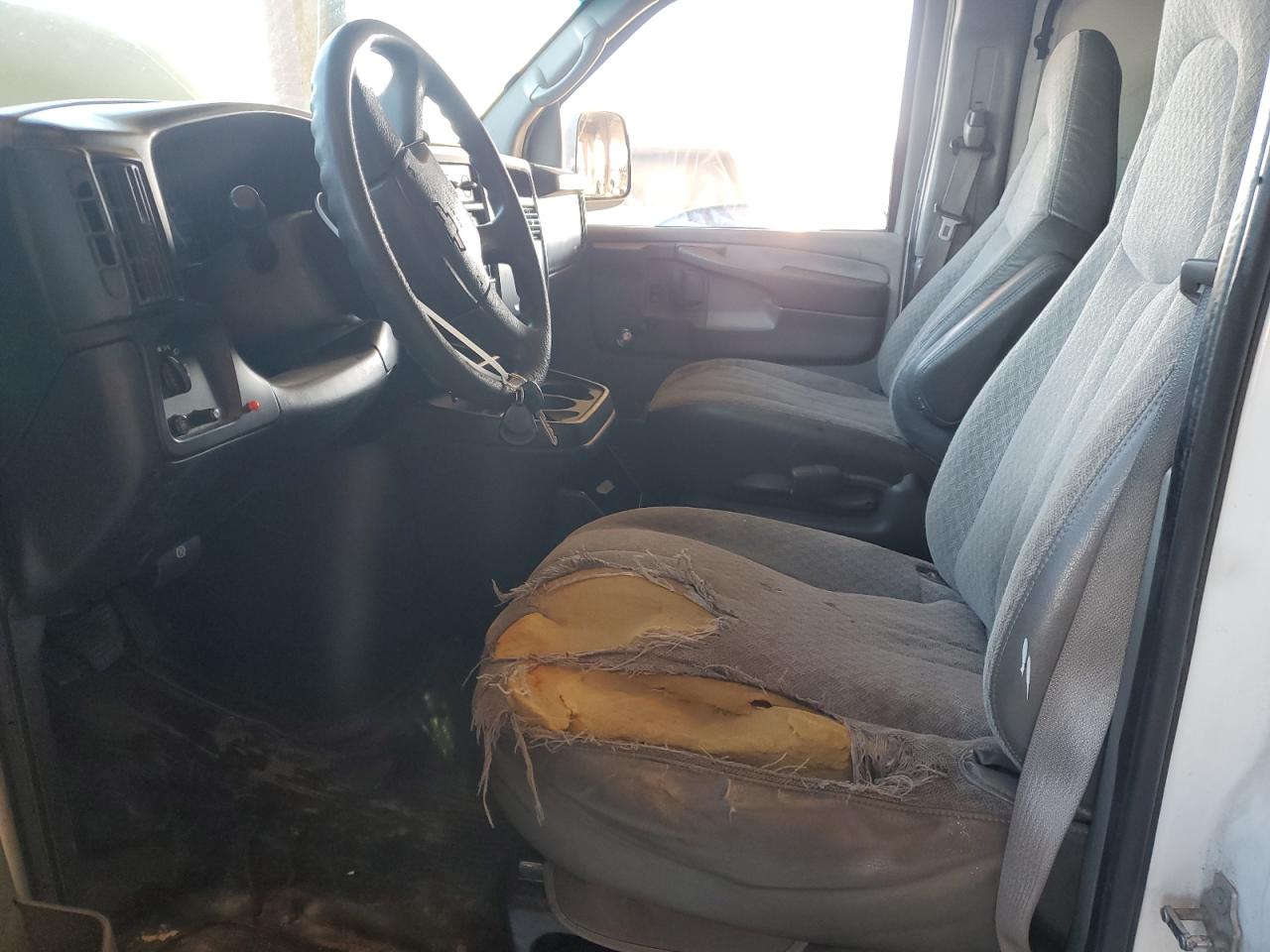 2006 Chevrolet Express G1500 Delivery Van VIN: 1GCFG15X761133925 Lot: 82629075