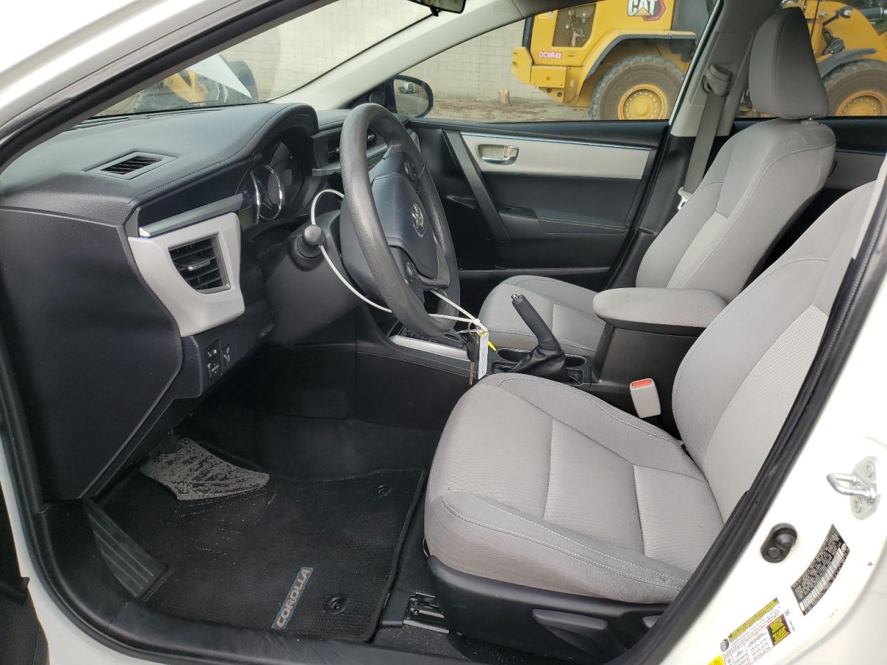 2014 Toyota Corolla L VIN: 5YFBURHE0EP003995 Lot: 82209515