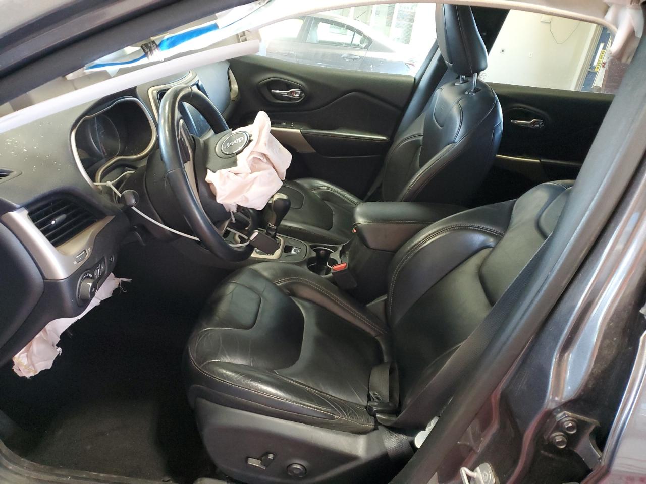 2018 Jeep Cherokee Limited VIN: 1C4PJMDB2JD564371 Lot: 81949035