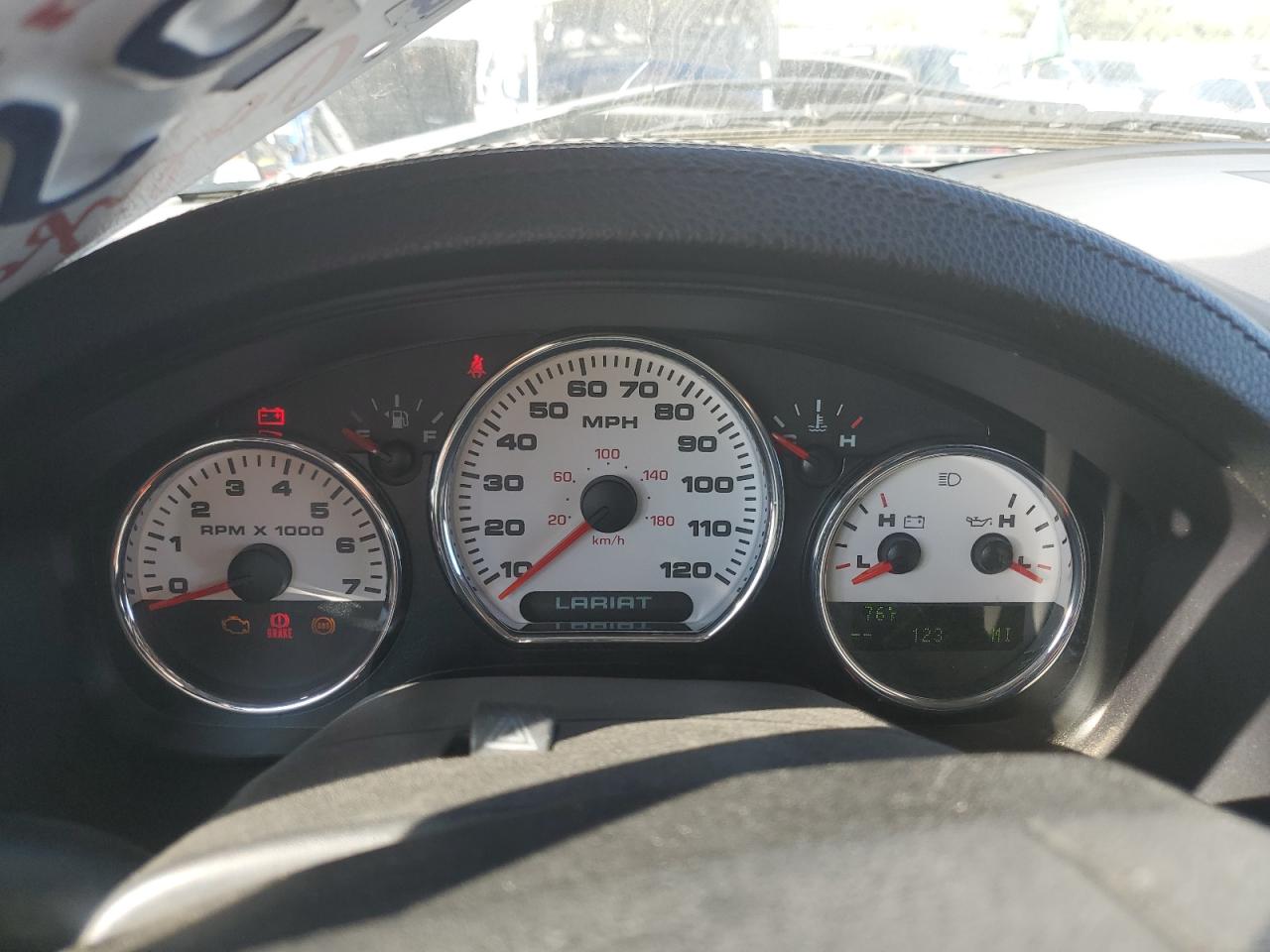 2004 Ford F150 VIN: 1FTPX12564NB22105 Lot: 85840415