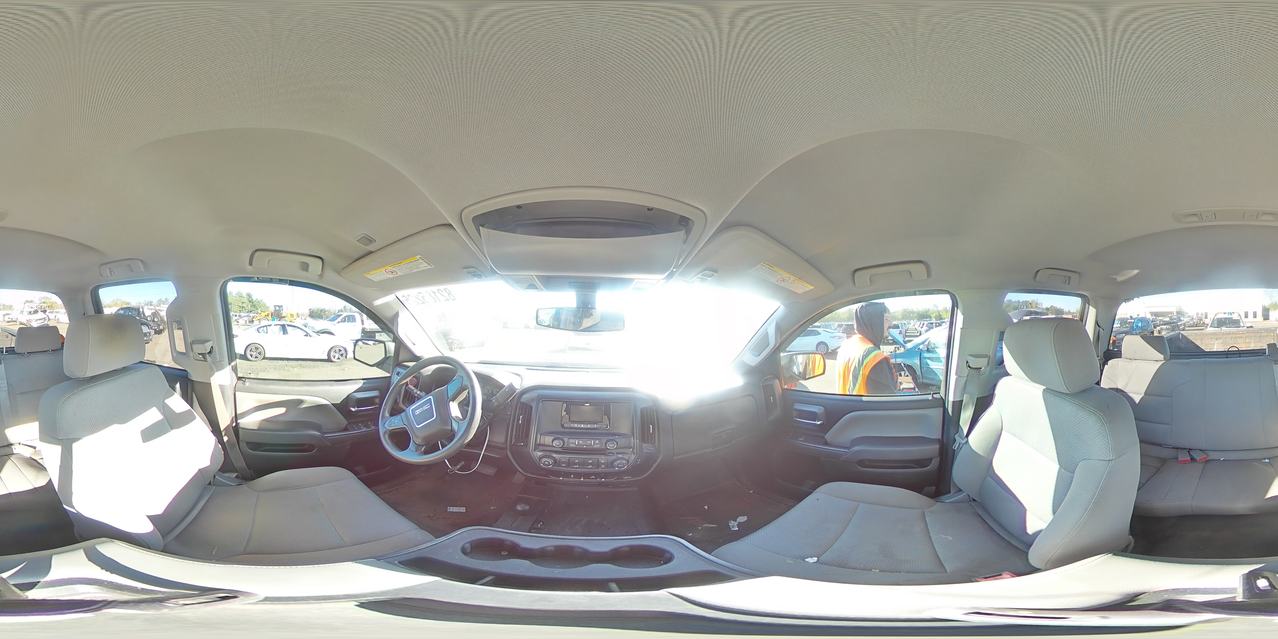 2015 GMC Sierra K2500 Heavy Duty VIN: 1GT22XEG6FZ144626 Lot: 82185225