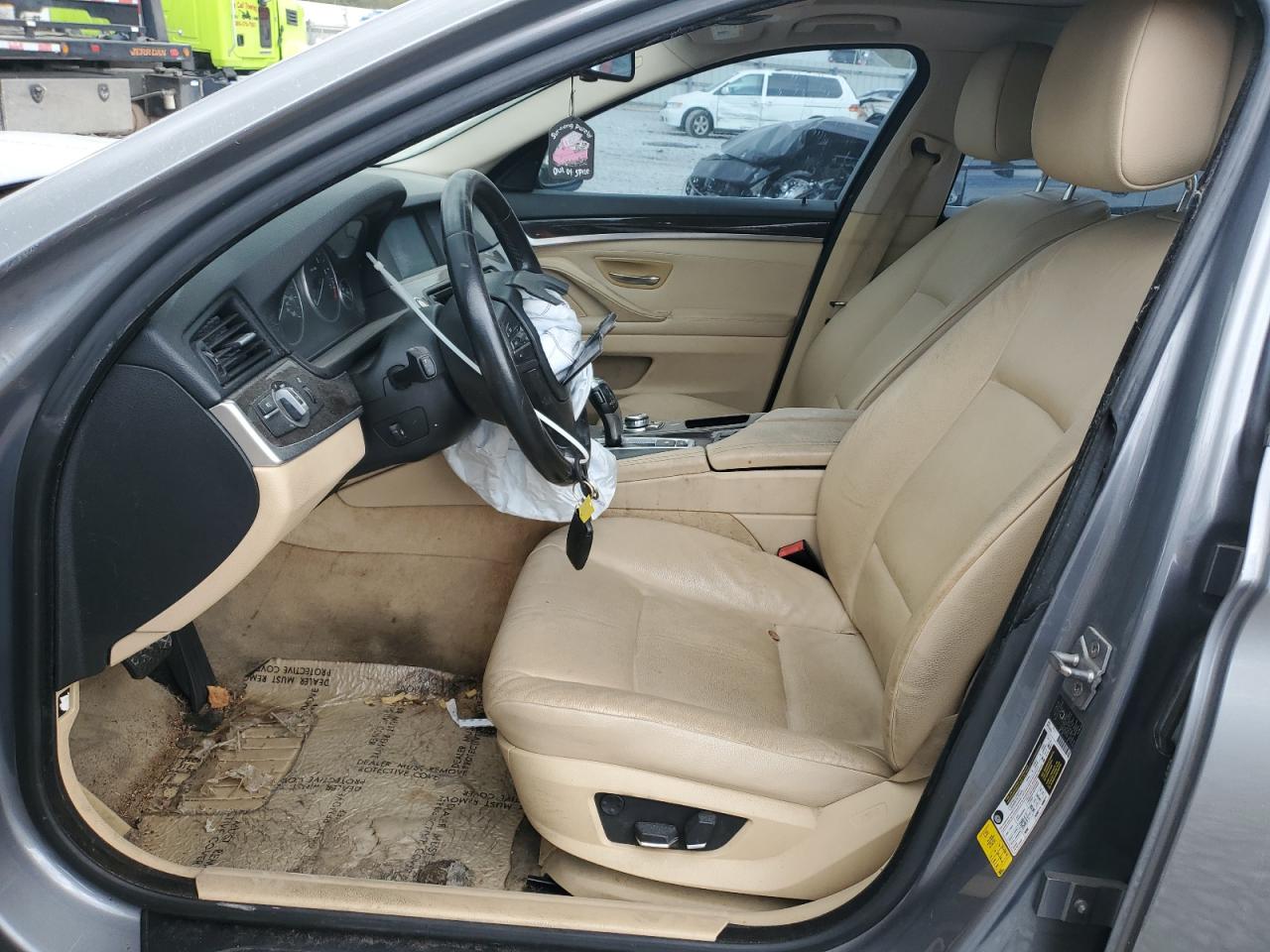 2011 BMW 528 I VIN: WBAFR1C50BC743513 Lot: 85270355
