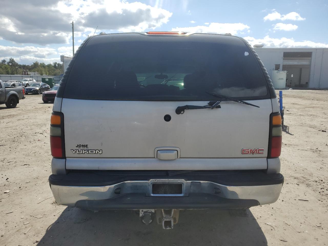 2004 GMC Yukon VIN: 1GKEK13V44J211963 Lot: 84699705