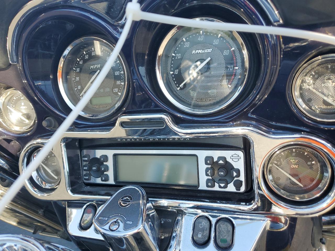 2012 Harley-Davidson Flhtcuse7 Cvo Ultra Classic Electra Glide VIN: 1HD1PR838CB957163 Lot: 90276495