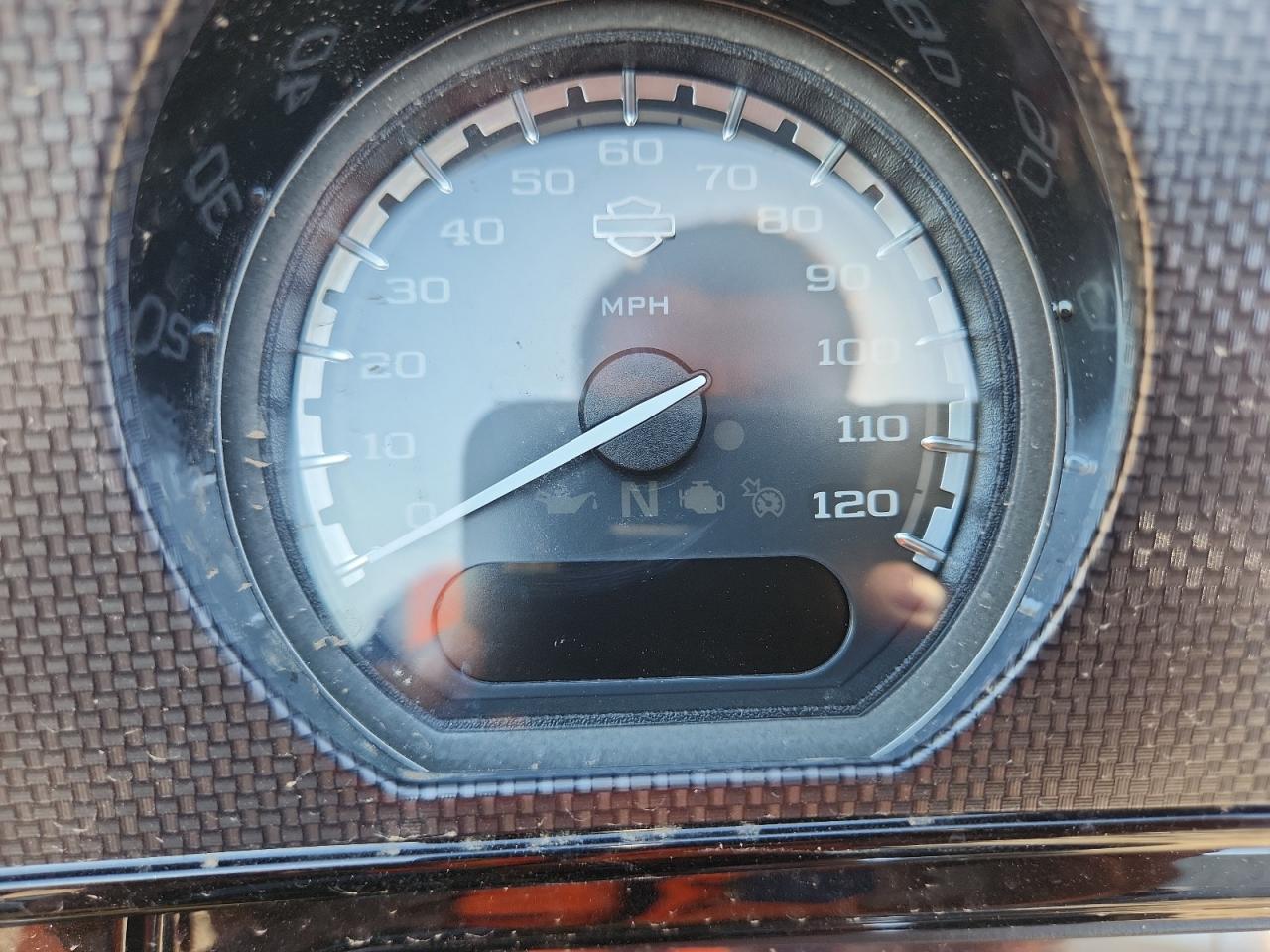 2016 Harley-Davidson Flhxse Cvo Street Glide VIN: 1HD1PXN31GB952398 Lot: 81883205