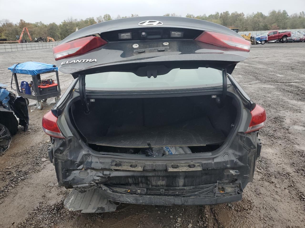 2017 Hyundai Elantra Se VIN: KMHD84LF7HU156554 Lot: 86100845