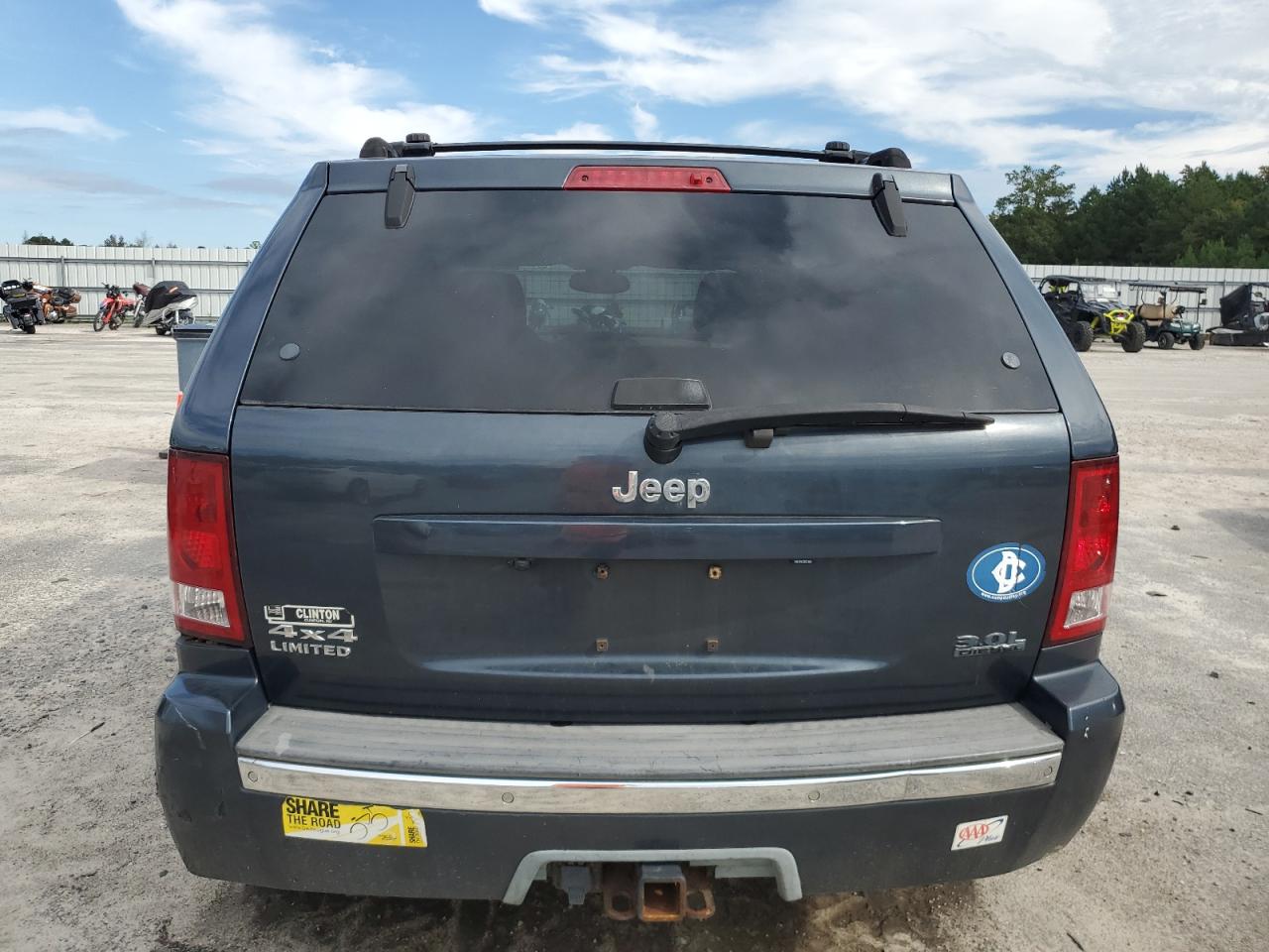 2007 Jeep Grand Cherokee Limited VIN: 1J8HR58M47C639111 Lot: 85158725