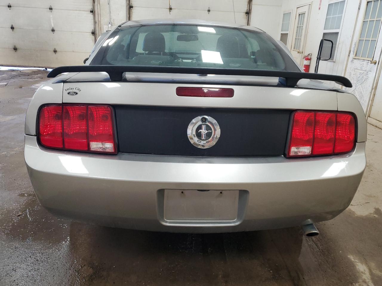 2008 Ford Mustang VIN: 1ZVHT80N085172870 Lot: 85747295