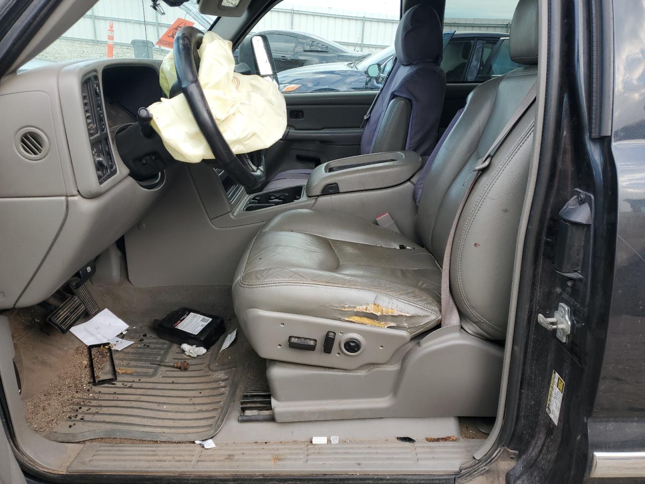 2005 GMC New Sierra K1500 VIN: 1GTEK19T15E209406 Lot: 85683365