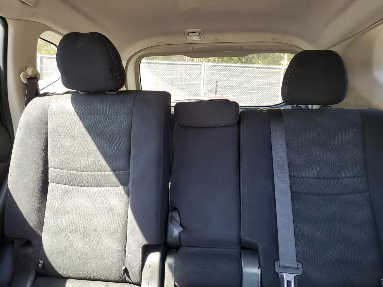 2016 Nissan Rogue S VIN: JN8AT2MV4GW146216 Lot: 84953615