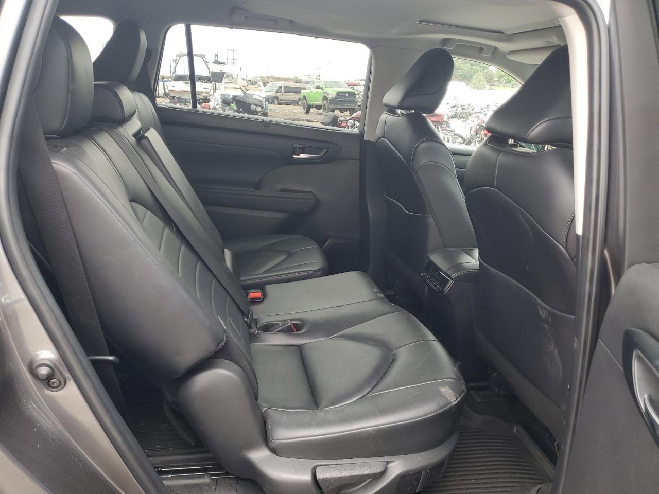 2024 Toyota Highlander Hybrid Xle VIN: 5TDKBRCH2RS607519 Lot: 84640015