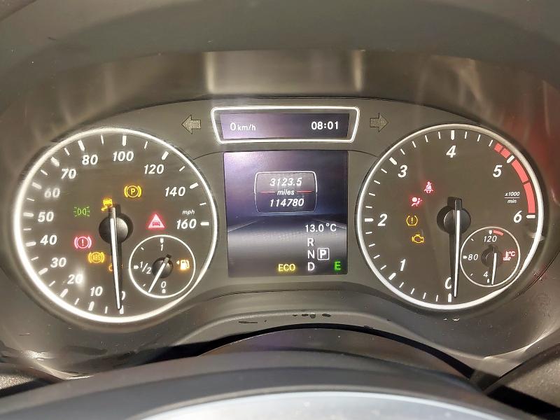 2014 MERCEDES-BENZ A180 BLUEEFFICIENCY SE CD 