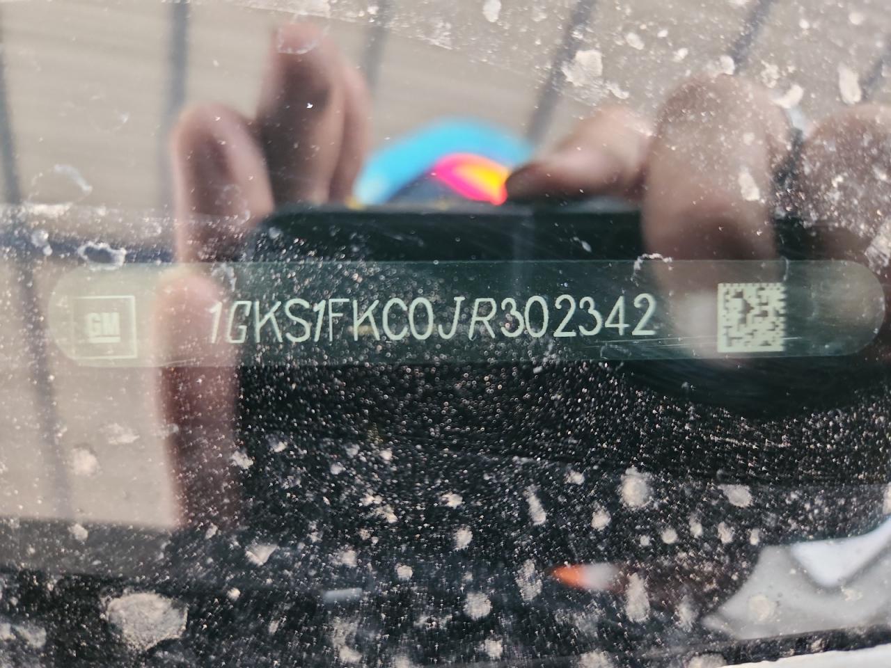 2018 GMC Yukon Xl C1500 Sle VIN: 1GKS1FKC0JR302342 Lot: 86101705