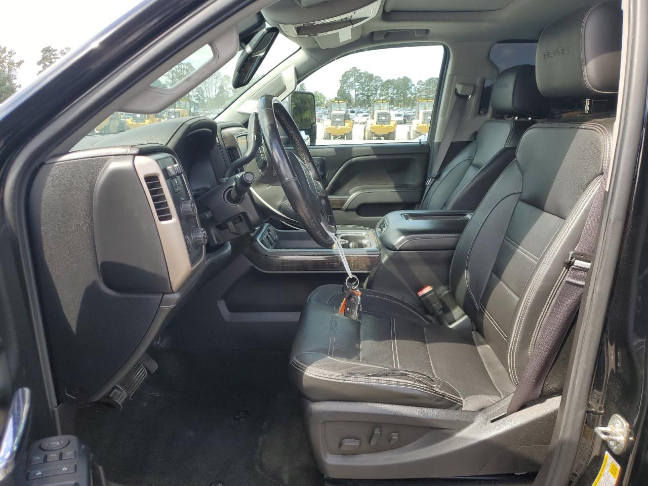 2016 GMC Sierra K2500 Denali VIN: 1GT12UE84GF152536 Lot: 82227775