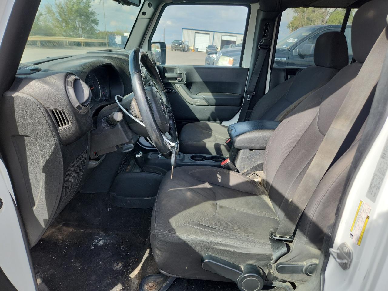 2015 Jeep Wrangler Unlimited Sport VIN: 1C4BJWDG0FL503356 Lot: 86508405