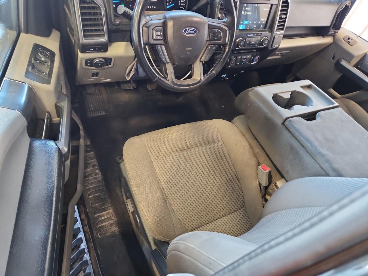 2017 Ford F150 Super Cab VIN: 1FTFX1EG3HKD63961 Lot: 82400325