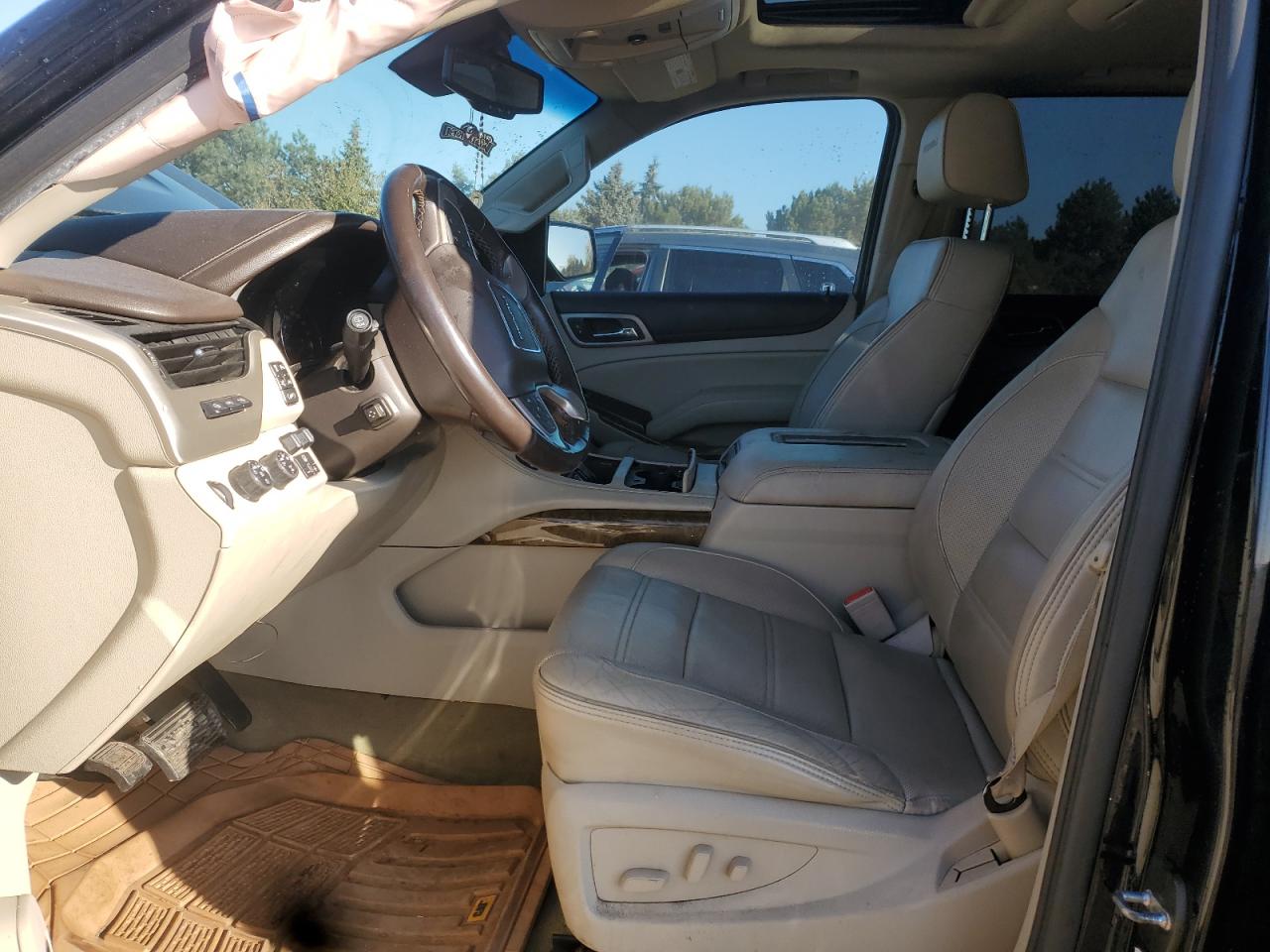 2016 GMC Yukon Xl Denali VIN: 1GKS2HKJ5GR321632 Lot: 90835395