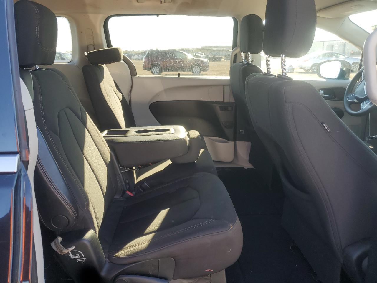 2018 Chrysler Pacifica Touring Plus VIN: 2C4RC1FG4JR174086 Lot: 83870325