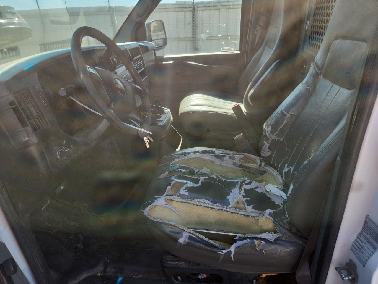 2011 GMC Savana G2500 VIN: 1GTW7GCA3B1900472 Lot: 81885385