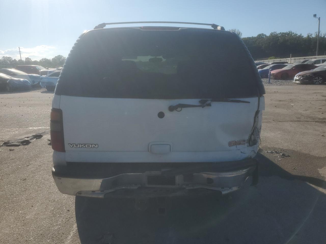 2005 GMC Yukon VIN: 1GKEC13V35J152483 Lot: 84877335